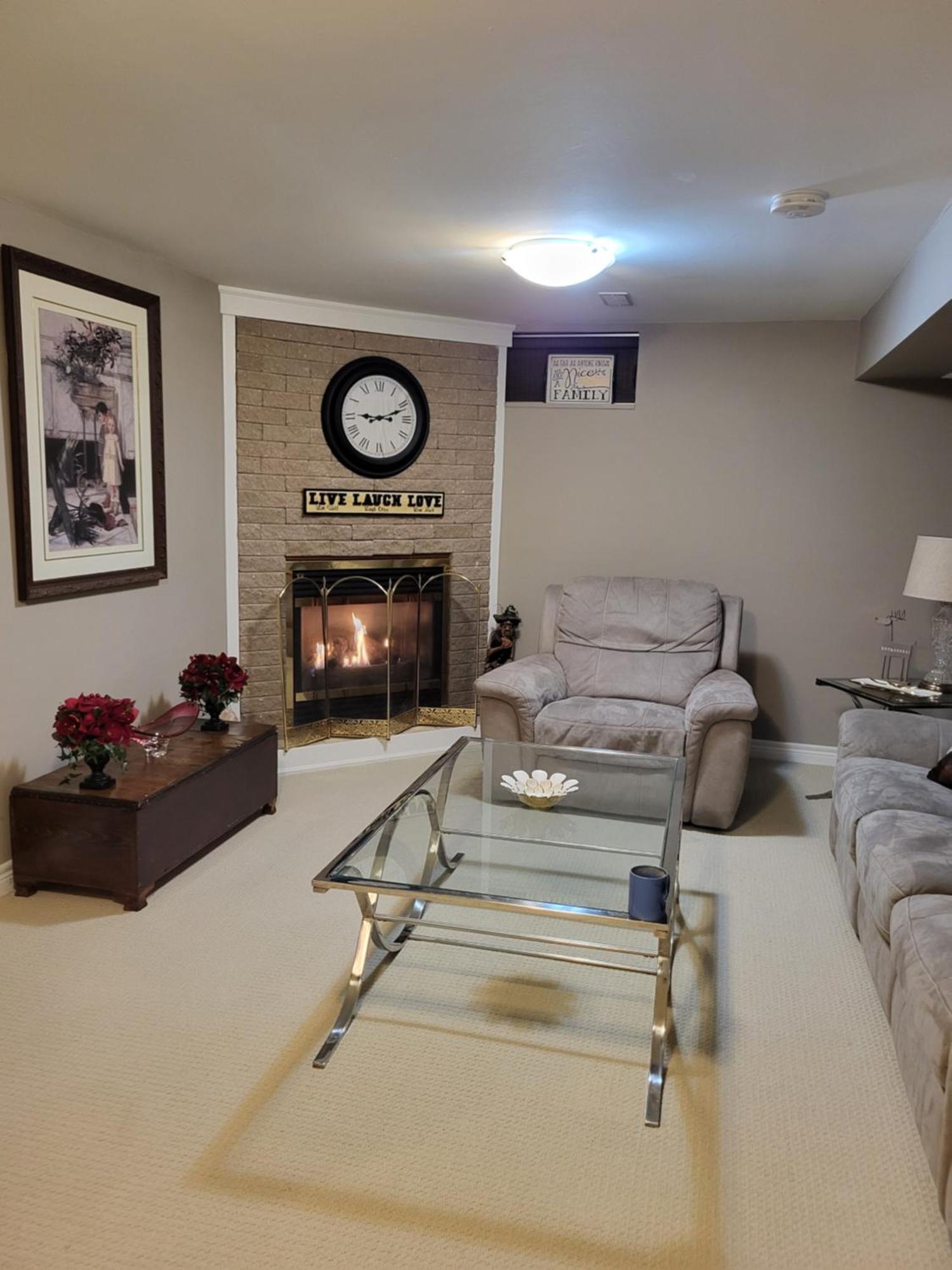 Cozy Suite With Hot Tub & Highspeed Internet Grimsby Exterior foto