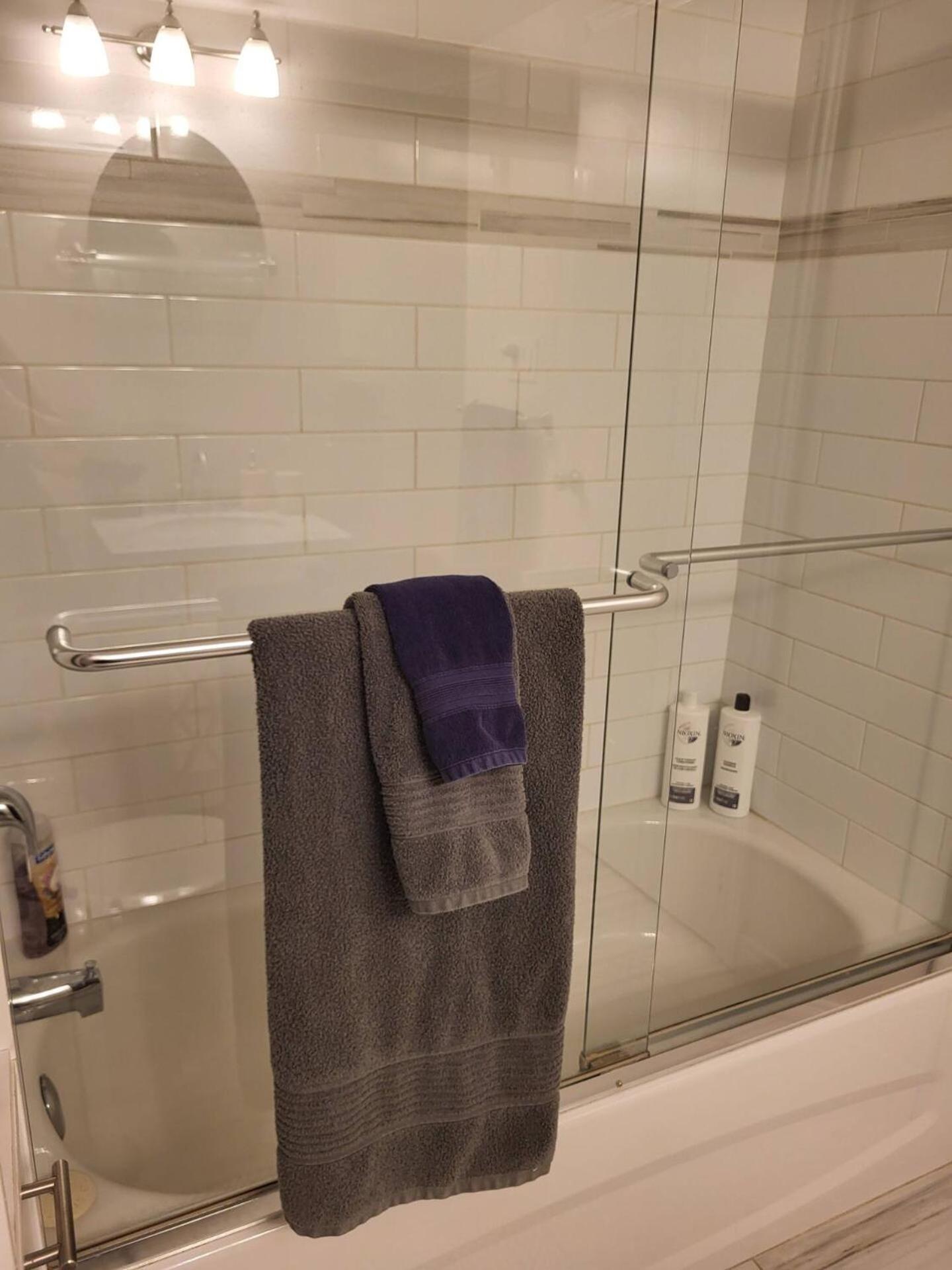 Cozy Suite With Hot Tub & Highspeed Internet Grimsby Exterior foto